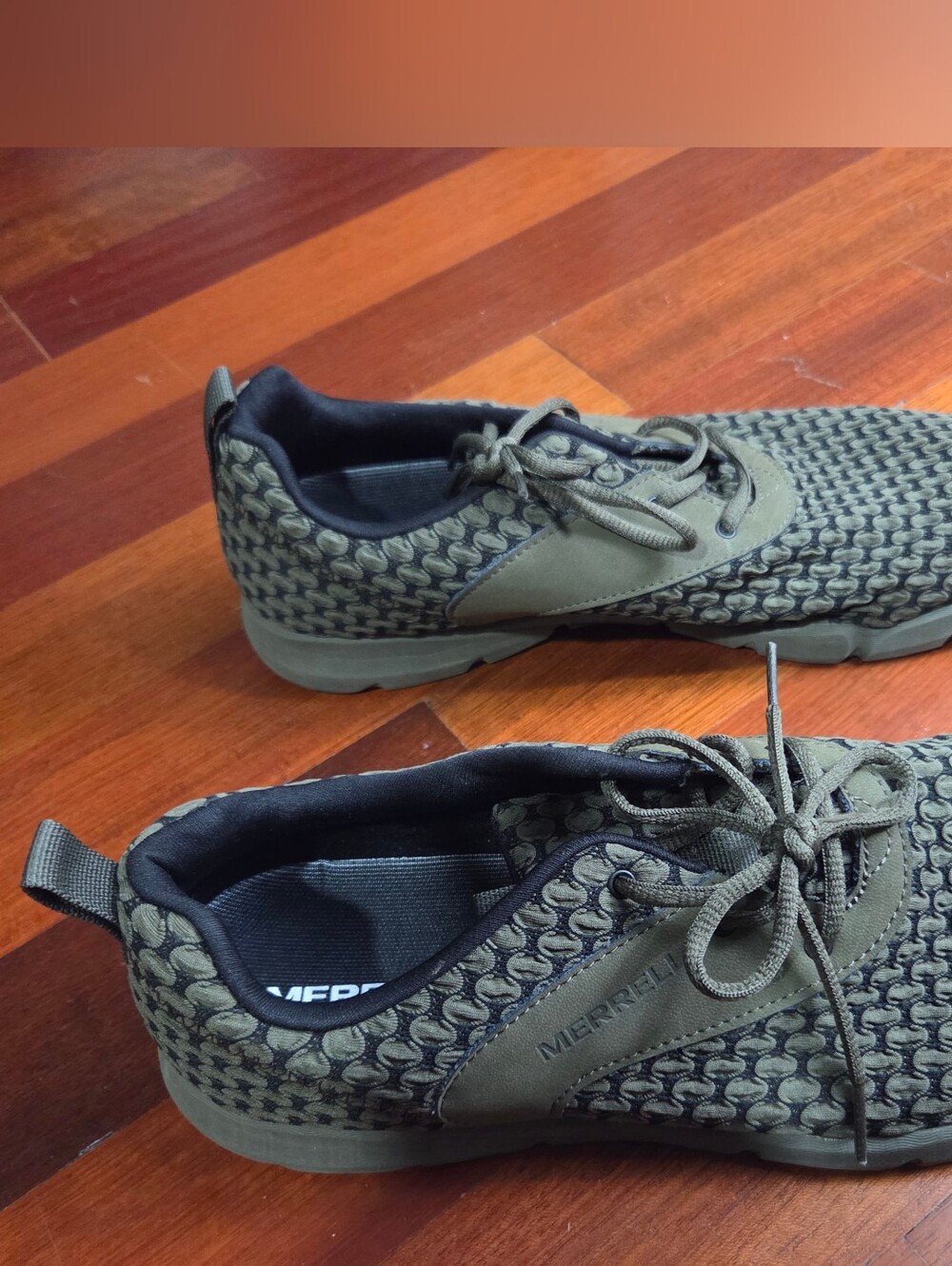 Merrell Olive Green/Black Woven Lace-Up Sneakers, Women's 11 - Picture 3 of 10